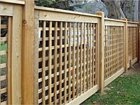 <b>Wood Picket Fence</b>